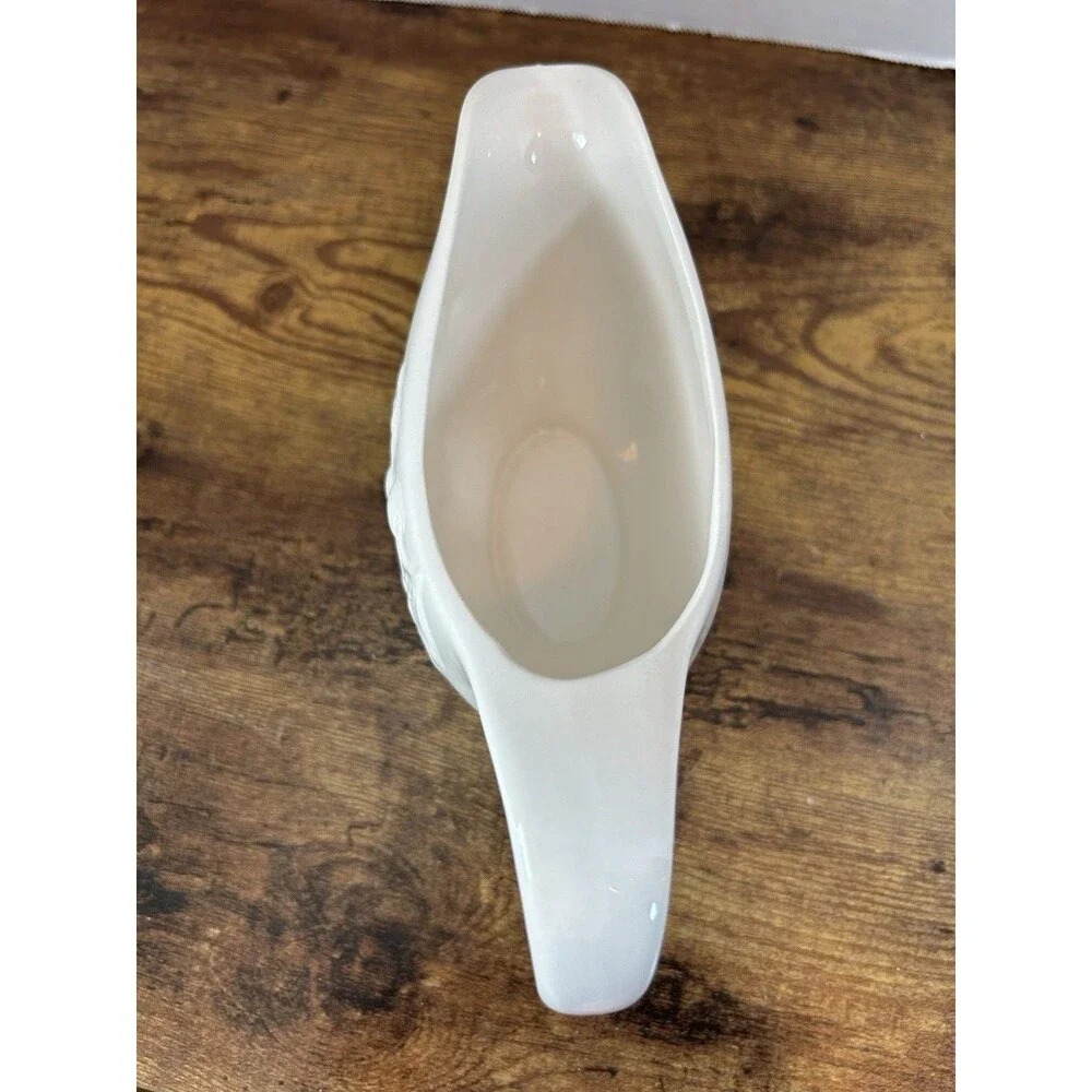Better Homes Gardens Heritage White Fruit Berry Gravy Boat Farmhouse Dine Decor